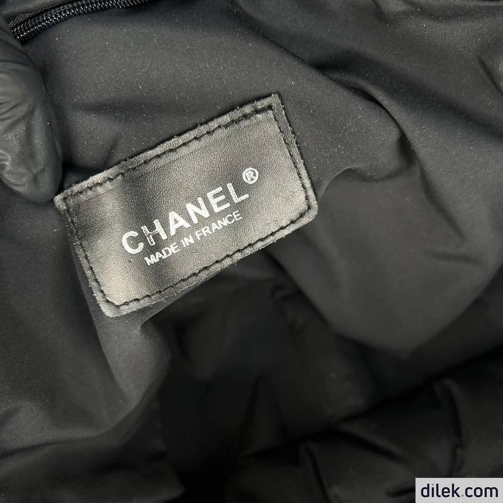 Chanel Doudoune Shoulder Bag