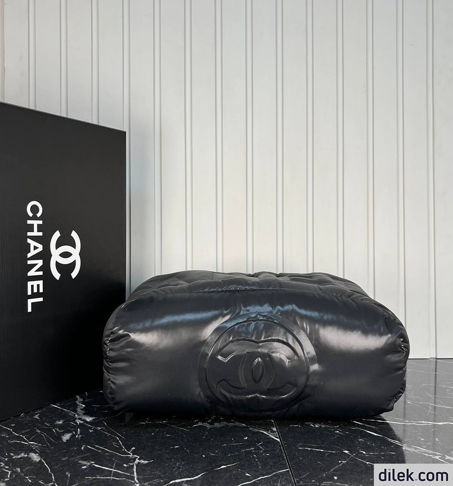 Chanel Doudoune Shoulder Bag
