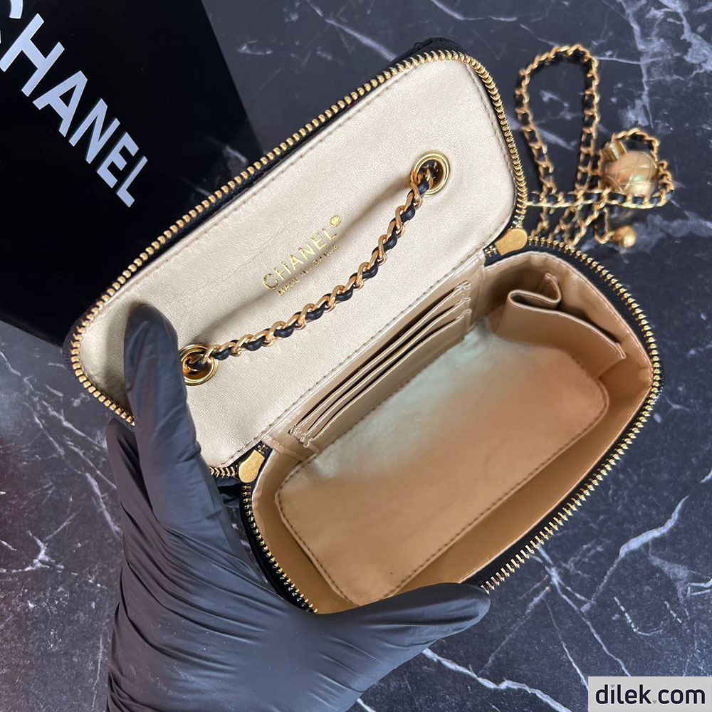 Chanel Vanity Small Caviar Black