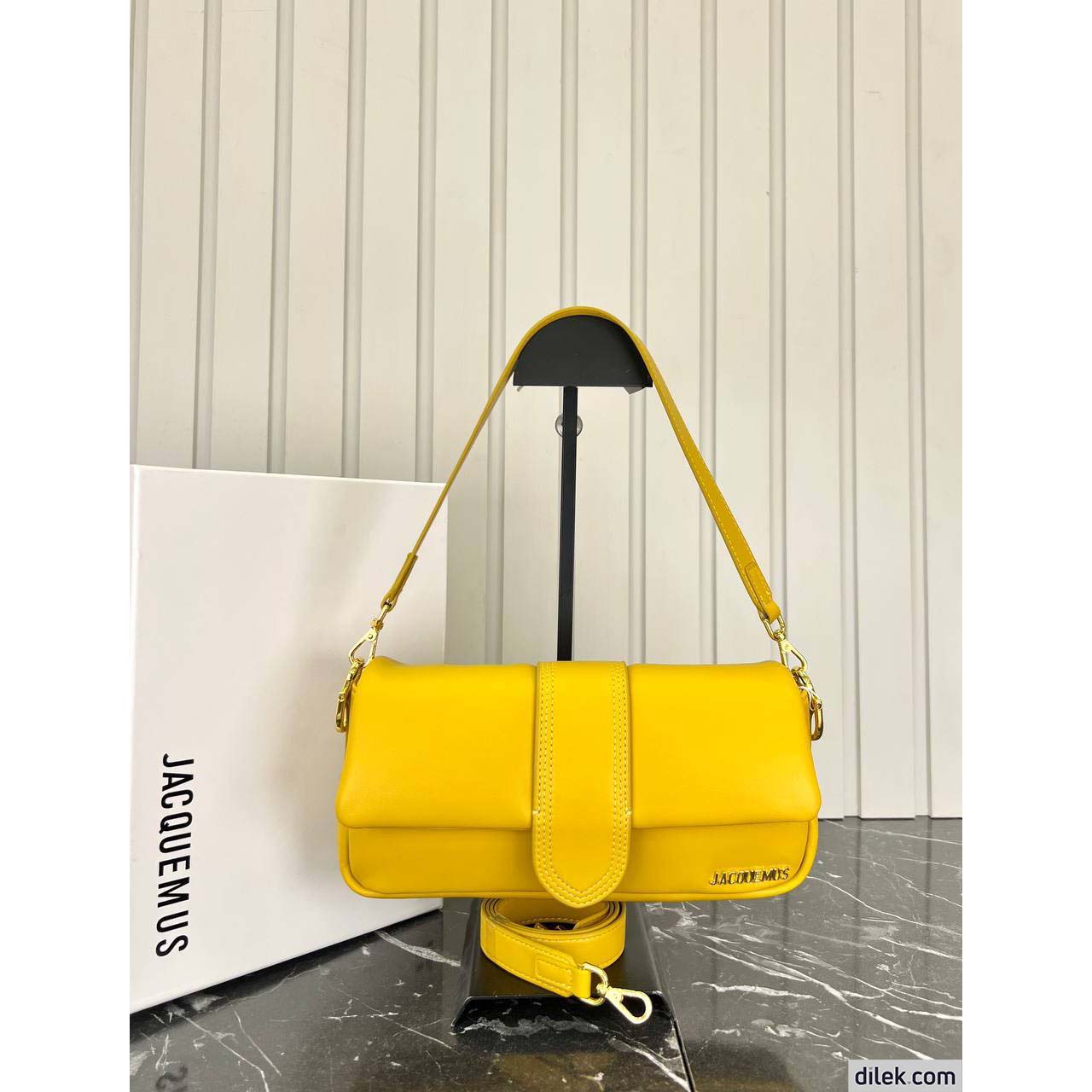 Jacquemus Le Petit Bambimou