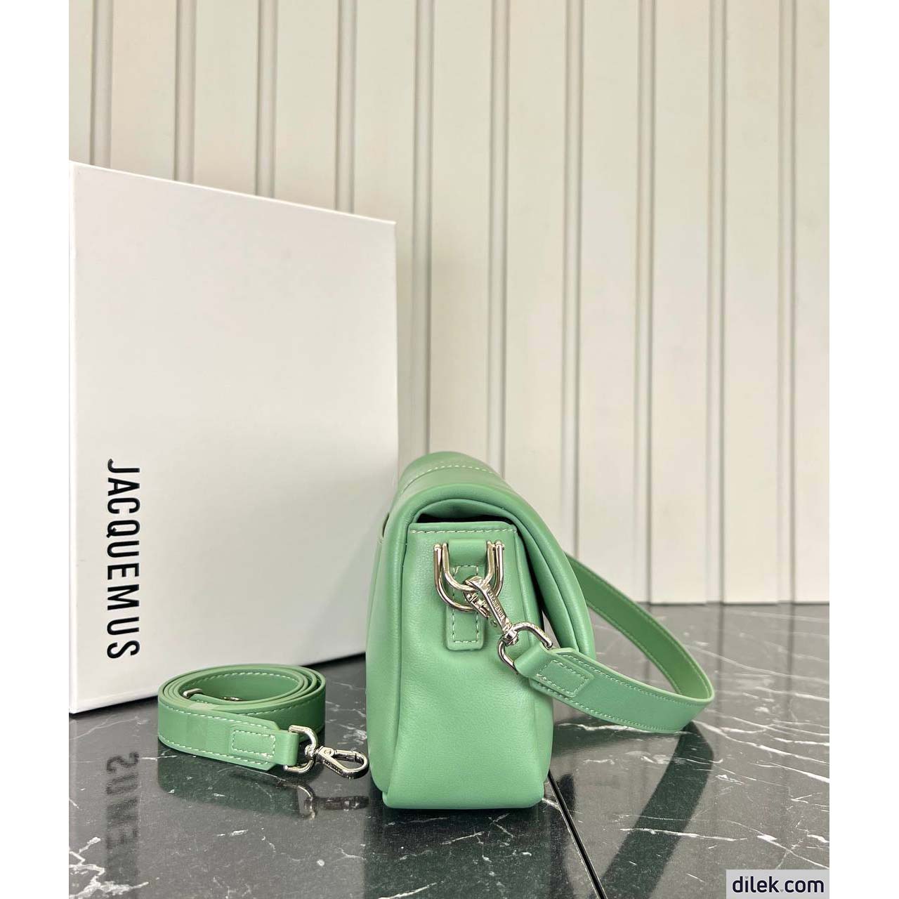 Jacquemus Le Petit Bambimou