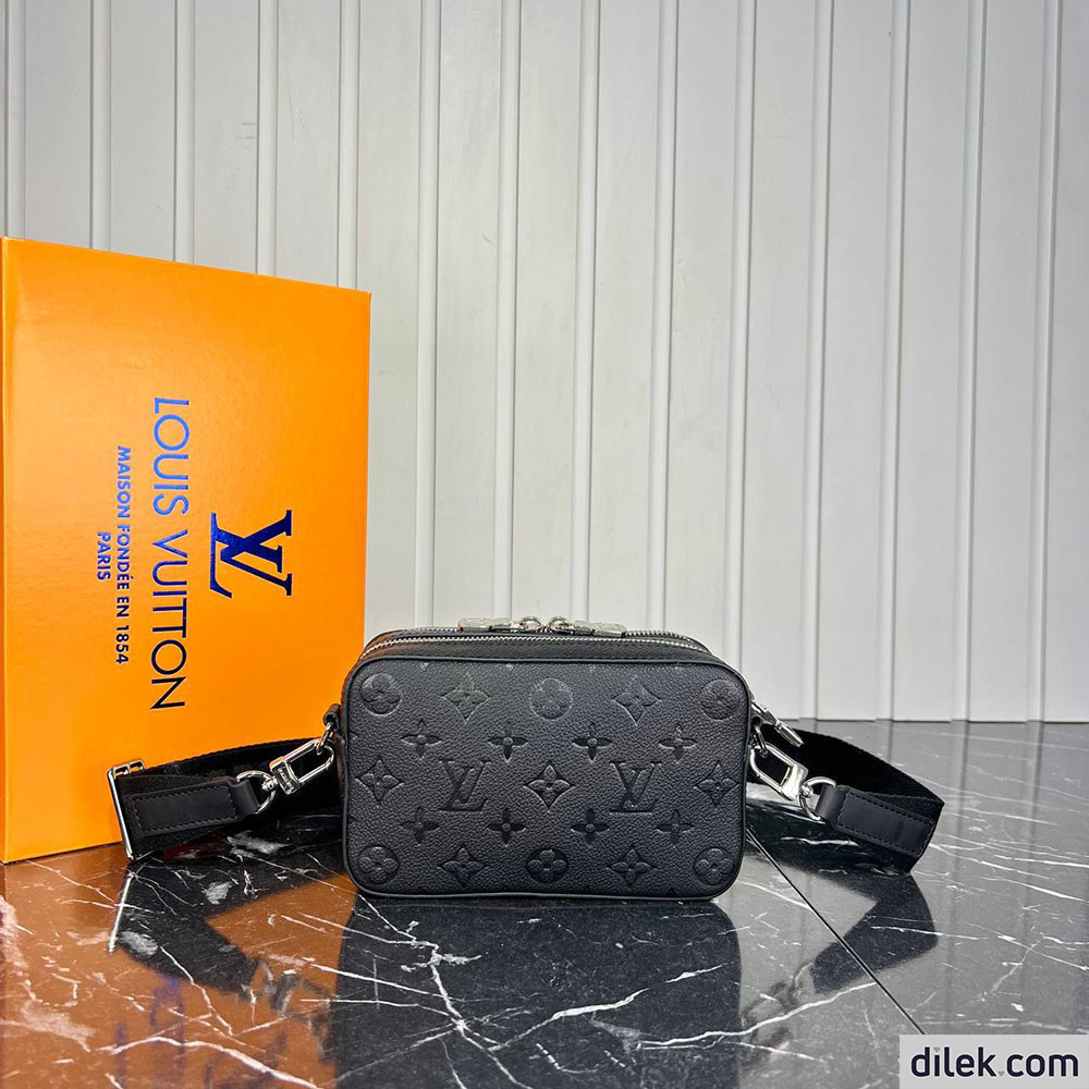 Louis Vuitton Alpha Wearable Wallet