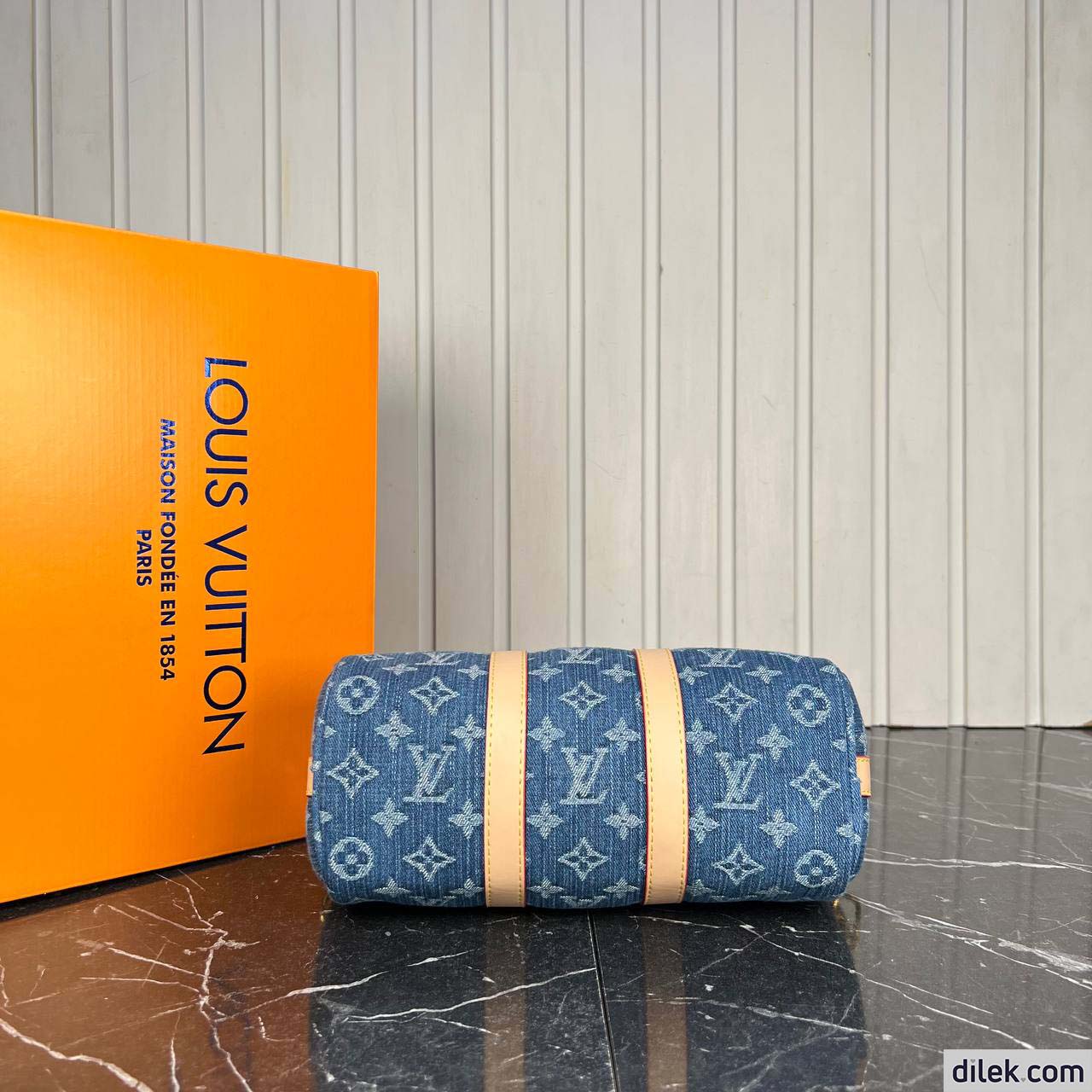 Louis Vuitton Keepal Bandouliere 25 Denim