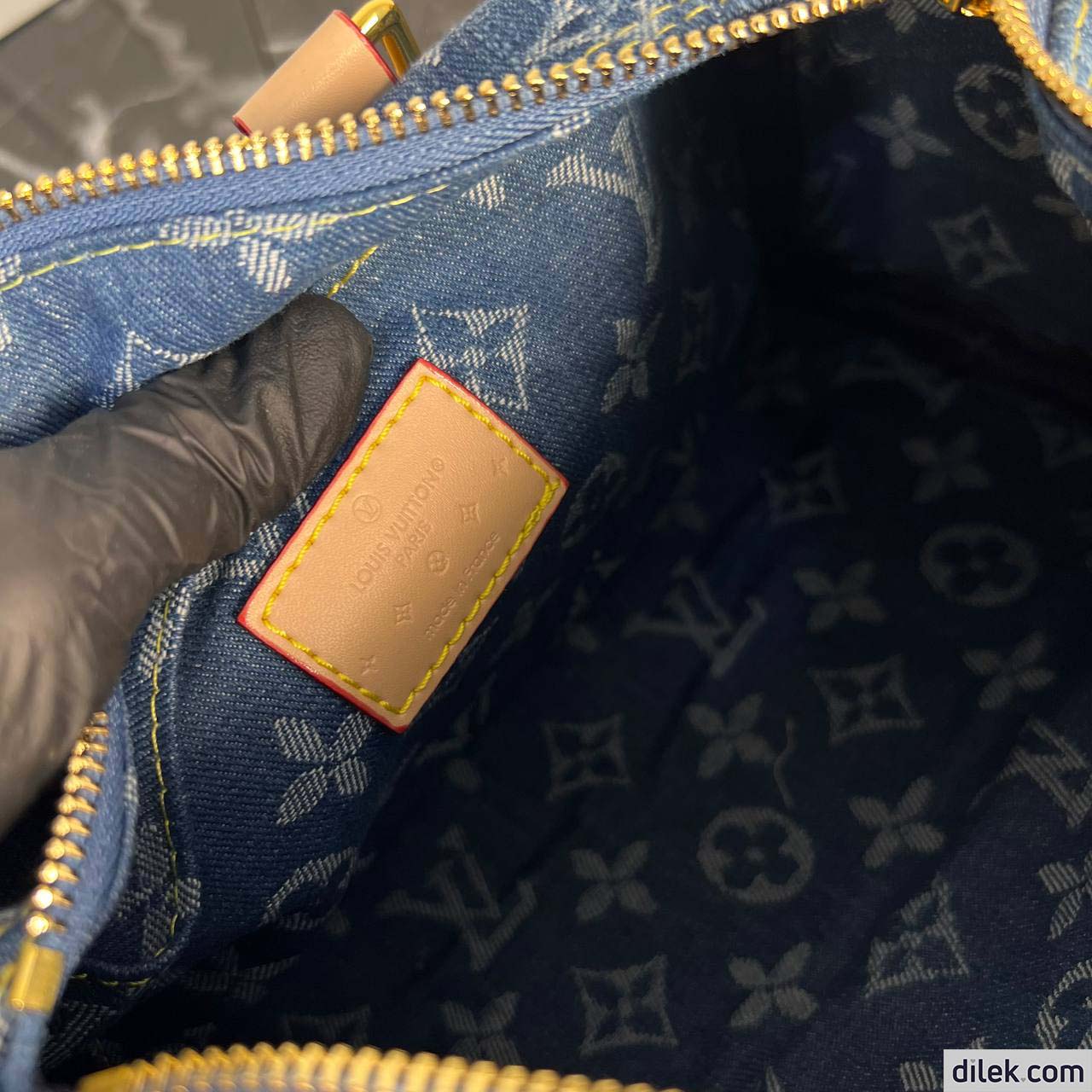 Louis Vuitton Keepal Bandouliere 25 Denim
