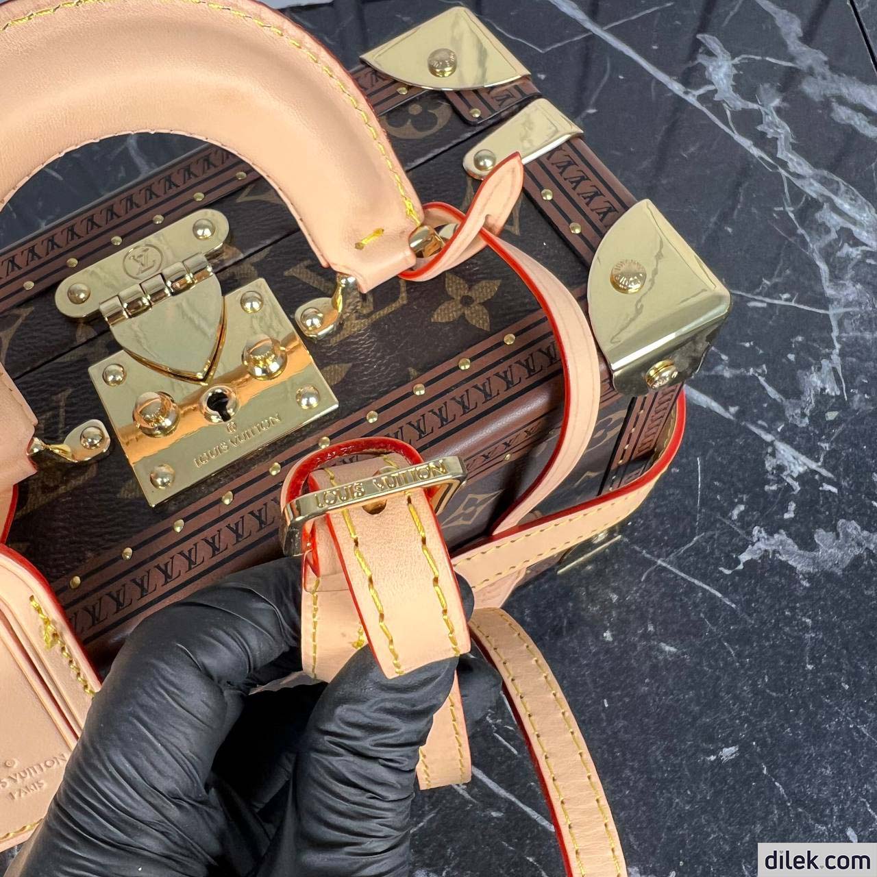 Louis Vuitton Petite Valise