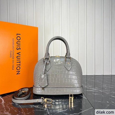 Louis Vuitton Alma BB
