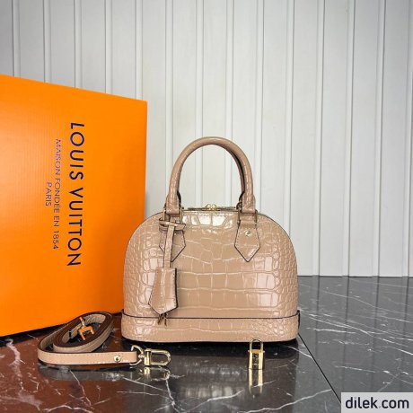 Louis Vuitton Alma BB