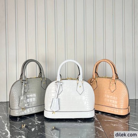 Louis Vuitton Alma BB