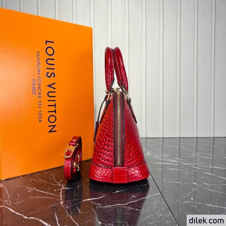 Louis Vuitton Alma BB