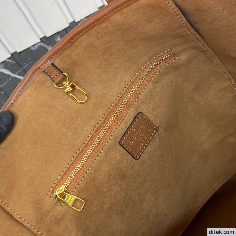 Louis Vuitton Saint Jacques