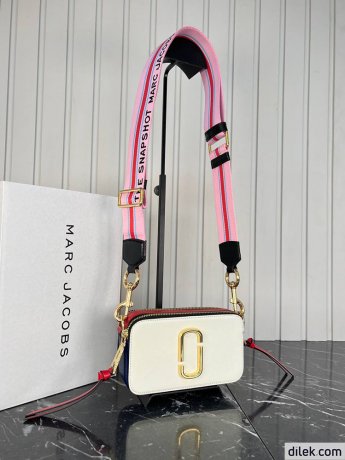 Marc Jacobs The Snapshot