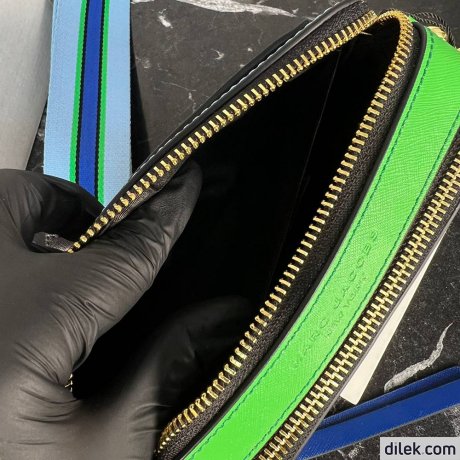 Marc Jacobs The Snapshot