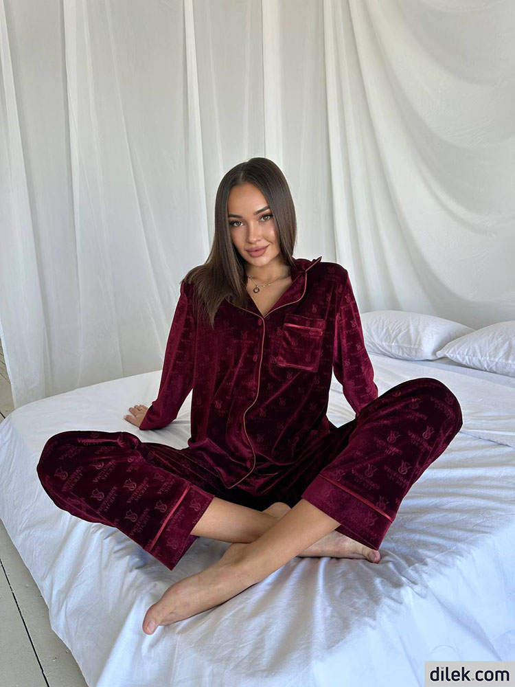 Victoria Secret Women Velvet Pajamas