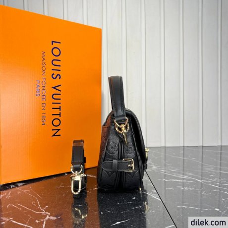 Louis Vuitton Saumur BB Empreinte Leather