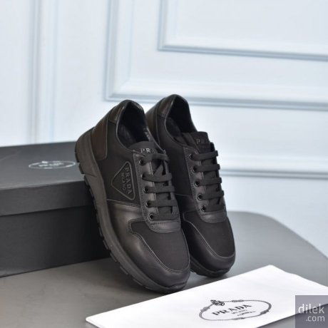 Sneakers > Prada PRAX 01 Re-Nylon and Brushed Leather Sneakers
